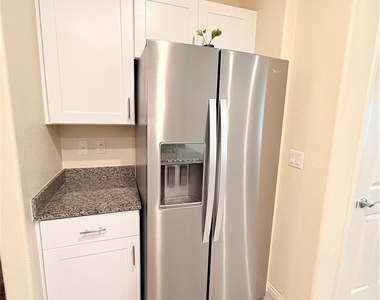 7331 Sunray Point Street - Photo Thumbnail 13