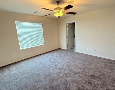 7331 Sunray Point Street - Photo Thumbnail 18