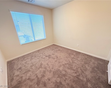 7331 Sunray Point Street - Photo Thumbnail 24