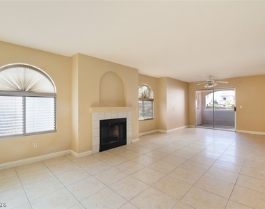 7570 W Flamingo Road - Photo Thumbnail 4