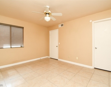 7570 W Flamingo Road - Photo Thumbnail 11