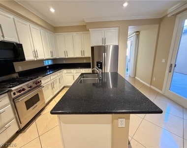 11398 Belmont Lake Drive - Photo Thumbnail 12