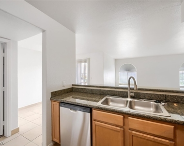 9325 W Desert Inn Road - Photo Thumbnail 8