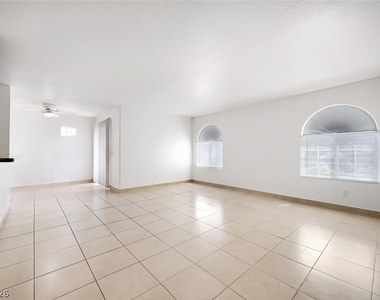 9325 W Desert Inn Road - Photo Thumbnail 4