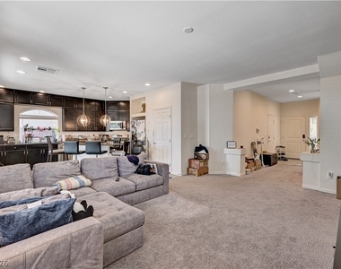 6516 Austin Hope Avenue - Photo Thumbnail 3