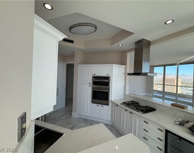 2777 Paradise Road - Photo Thumbnail 19