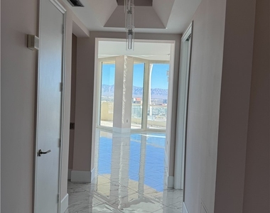 2777 Paradise Road - Photo Thumbnail 1