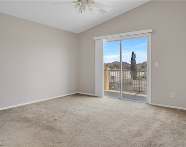 6423 Alderlyn Avenue - Photo Thumbnail 11