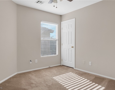 6423 Alderlyn Avenue - Photo Thumbnail 15