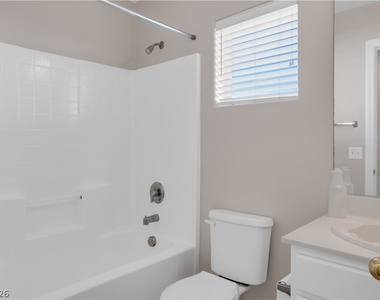 6423 Alderlyn Avenue - Photo Thumbnail 17