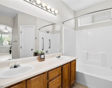 8824 Iron Hitch Avenue - Photo Thumbnail 19