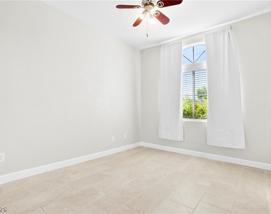 8824 Iron Hitch Avenue - Photo Thumbnail 17