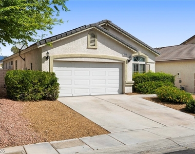 8824 Iron Hitch Avenue - Photo Thumbnail 1