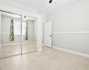 8824 Iron Hitch Avenue - Photo Thumbnail 16