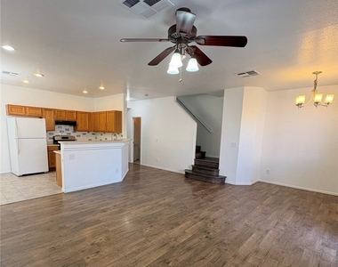 6064 Nestled Foot Street - Photo Thumbnail 4