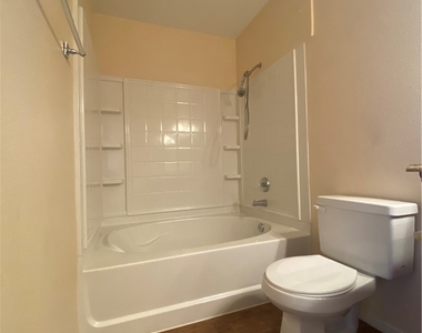 3152 Tarpon Drive - Photo Thumbnail 14