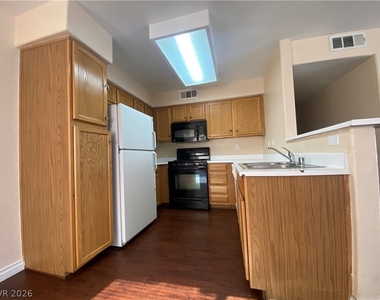 3152 Tarpon Drive - Photo Thumbnail 5