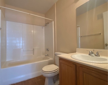 3152 Tarpon Drive - Photo Thumbnail 20