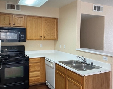 3152 Tarpon Drive - Photo Thumbnail 7