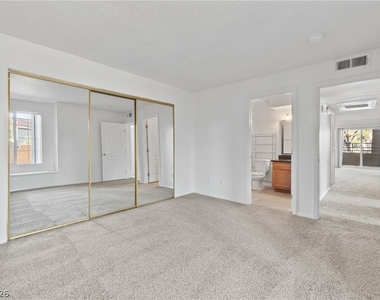 9325 W Desert Inn Road - Photo Thumbnail 8
