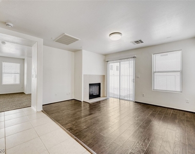2562 Begonia Valley Avenue - Photo Thumbnail 5