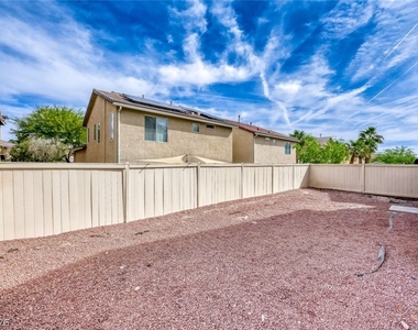 2562 Begonia Valley Avenue - Photo Thumbnail 19