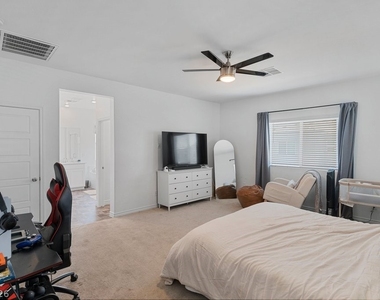 7117 Red Gulch Street - Photo Thumbnail 24