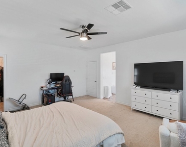 7117 Red Gulch Street - Photo Thumbnail 23