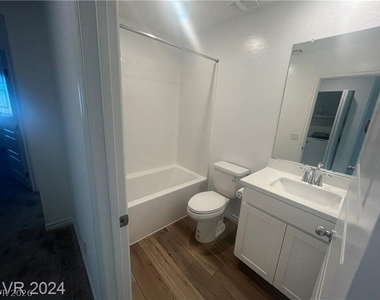 6212 Rathbone Street - Photo Thumbnail 16