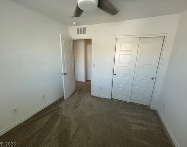 6212 Rathbone Street - Photo Thumbnail 13