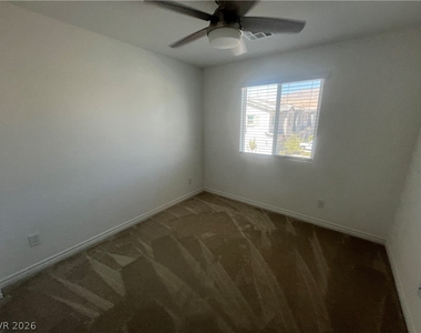 6212 Rathbone Street - Photo Thumbnail 12