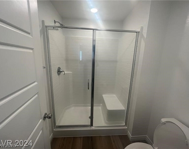 6212 Rathbone Street - Photo Thumbnail 10