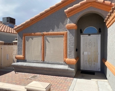 8220 James Grayson Drive - Photo Thumbnail 2