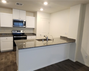 7953 Whisper Words Avenue - Photo Thumbnail 10