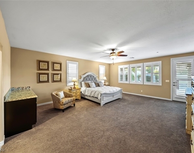 7148 White Bloom Avenue - Photo Thumbnail 22