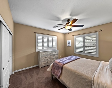 7148 White Bloom Avenue - Photo Thumbnail 41