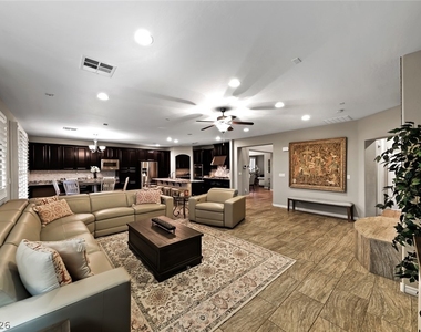 7148 White Bloom Avenue - Photo Thumbnail 20