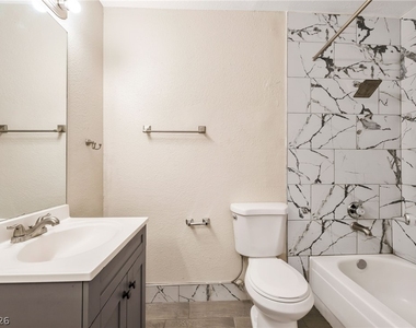 4300 N Lamont Street - Photo Thumbnail 19