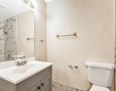 4300 N Lamont Street - Photo Thumbnail 20