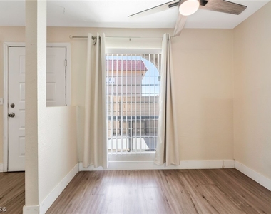 4300 N Lamont Street - Photo Thumbnail 11