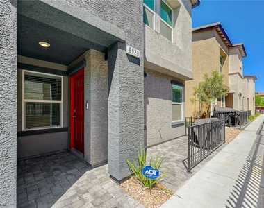 6928 Honor Hill Street - Photo Thumbnail 5