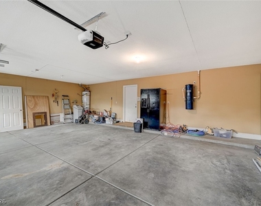 9462 Castillana Court - Photo Thumbnail 46