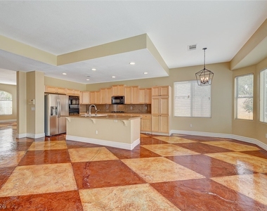 9462 Castillana Court - Photo Thumbnail 10