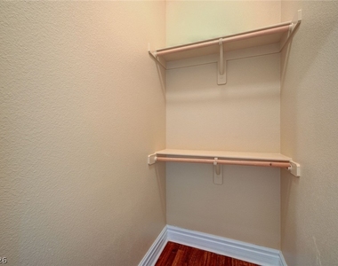 9462 Castillana Court - Photo Thumbnail 33