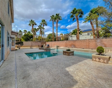 9462 Castillana Court - Photo Thumbnail 49