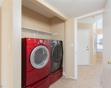8348 Granite Peak Court - Photo Thumbnail 13