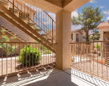2110 Los Feliz Street - Photo Thumbnail 20
