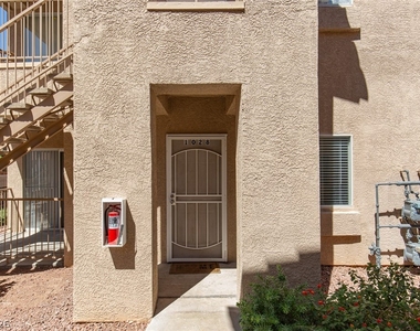 2110 Los Feliz Street - Photo Thumbnail 3