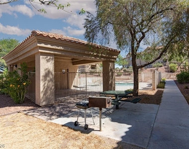2110 Los Feliz Street - Photo Thumbnail 25