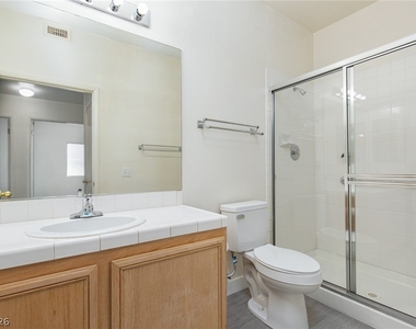 2110 Los Feliz Street - Photo Thumbnail 16